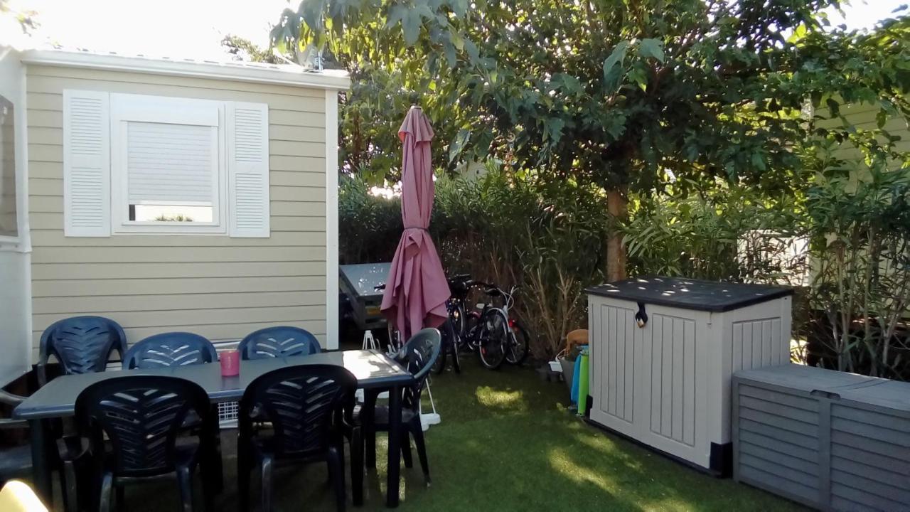 Camping Le Montourey Azur 78 Hotel Fréjus Esterno foto